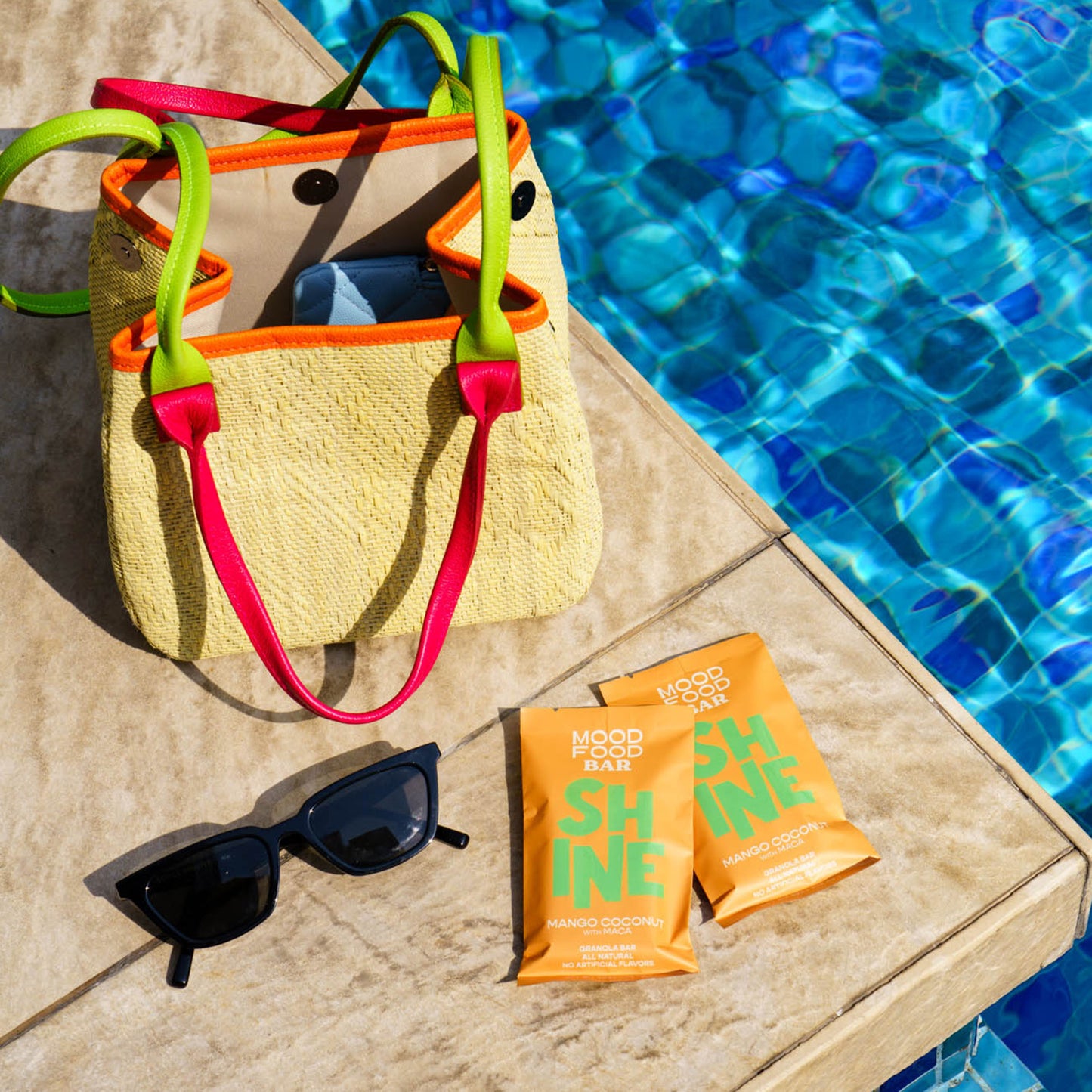 SHINE Mango Coconut with Maca (4 granola snack bars)